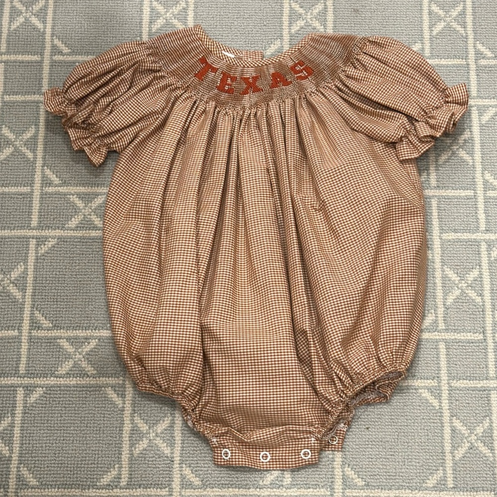 Texas Longhorn burnt orange bubble smocked 24